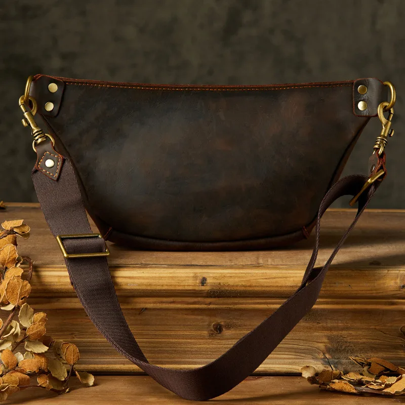 Retro fashion crazy horse cowhide men handmade design saddle bag outdoor leisure mobile phone with wide shoulder strap chest bag