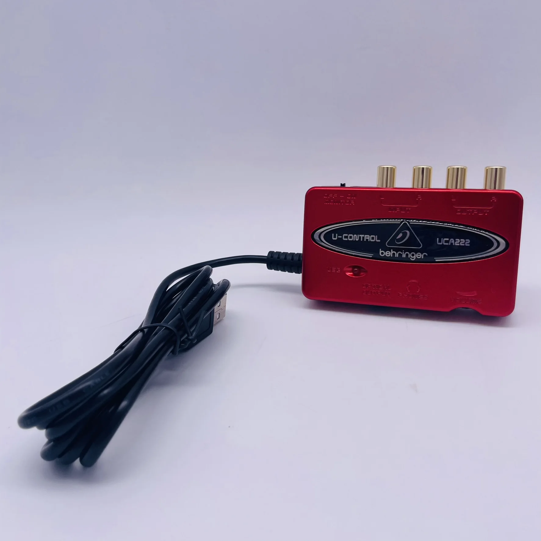 USB аудио интерфейс BEHRINGER UCA222 |