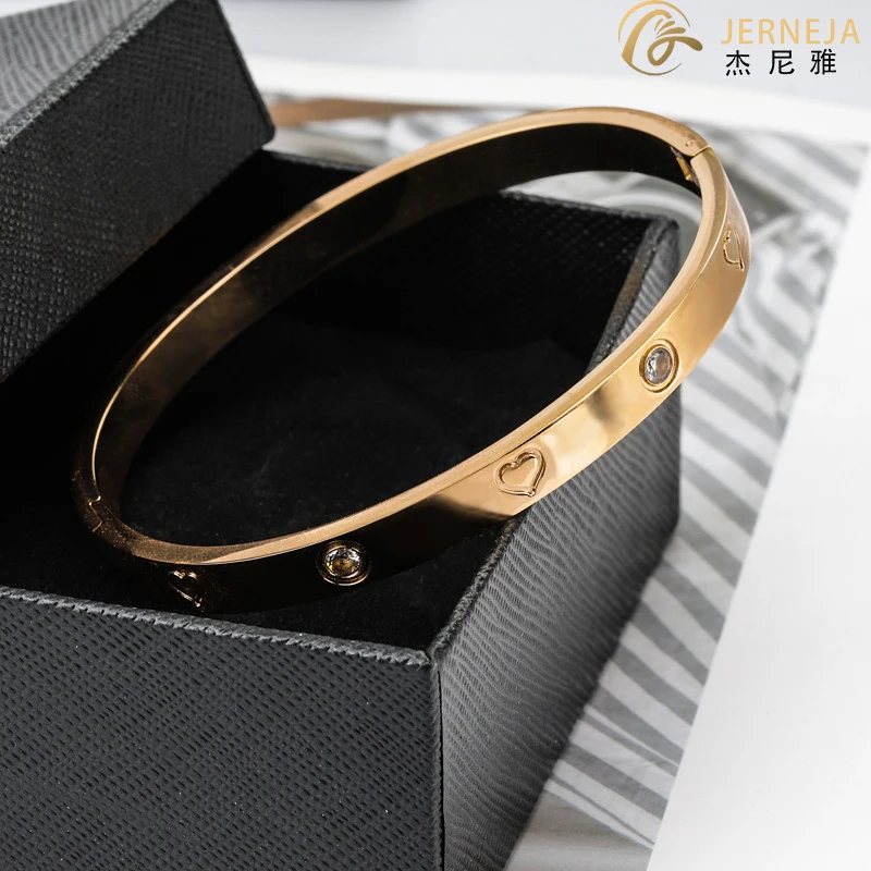 

Gold Plating Lover Bracelets&Bangles for Women Stainless Steel Charming Cuff Bracelet Luxury Jewellery Gifts