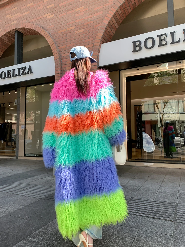 Женская куртка из искусственного меха