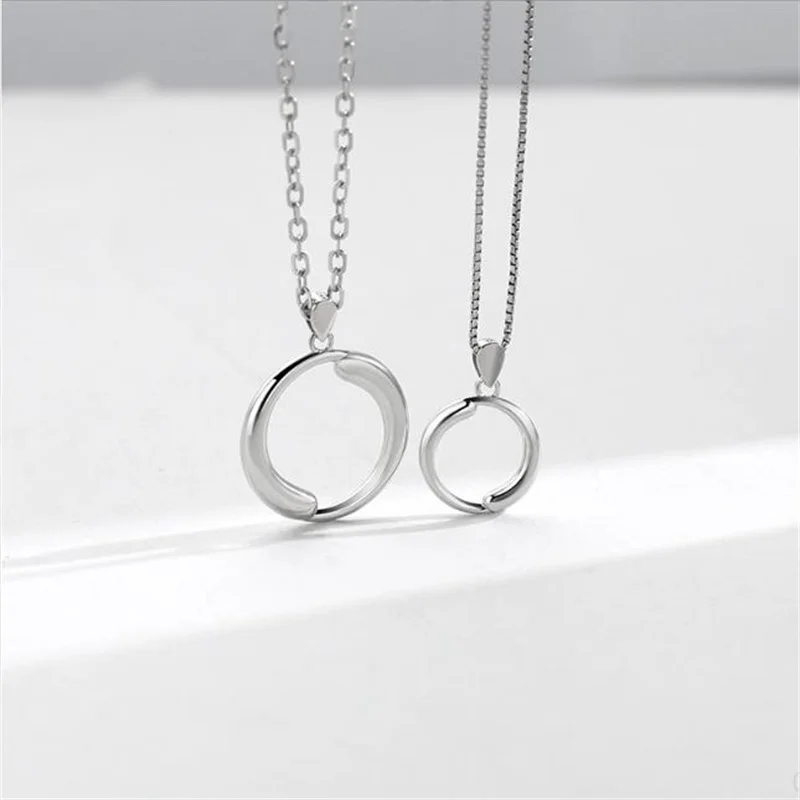 

Couple Necklaces For Lover Valentine's Day Present Fashion 925 Sterling Silver Clavicle Chain Men Round Tear Pendants Women Gift