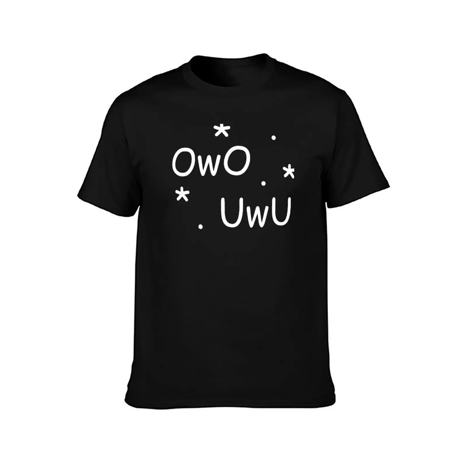 Фото Футболка OwO UwU стандартного кроя, однотонная. №2