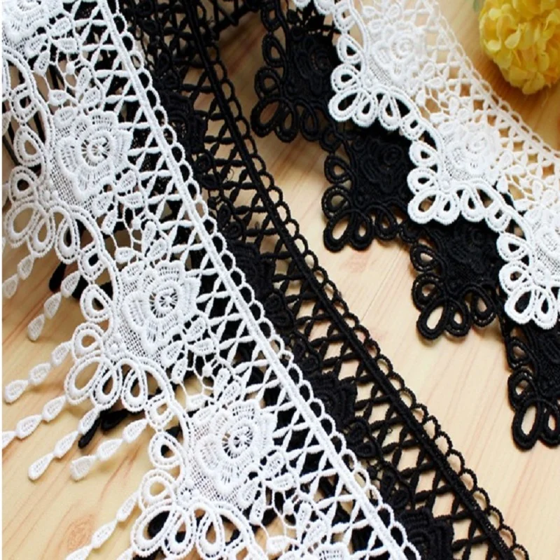 

2 Yards/lot Polyester Sewing Craft Crochet Off white Black Net Lace Trim Clothes Embroidered Flower Lace Fabric Applique