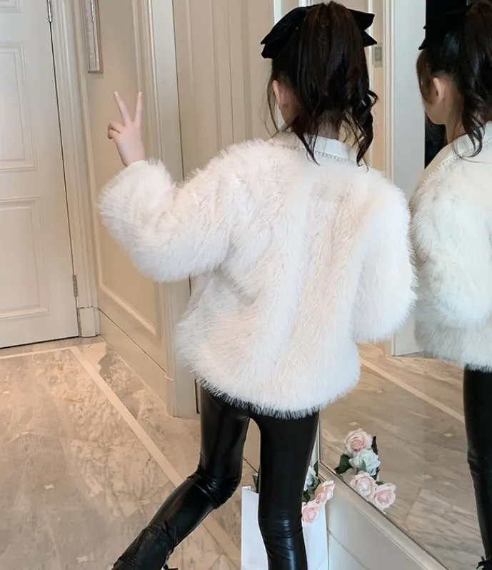 Детская ветрозащитная куртка с искусственным мехом воротником из