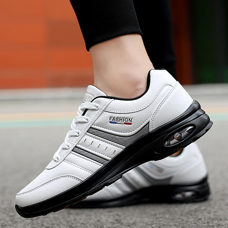 SENAGE New Classic Style Hight Quality Golf Shoes Waterproof Outdoor Light Weight Golf Sneakers Men Comfortable Walking Gym Shoe