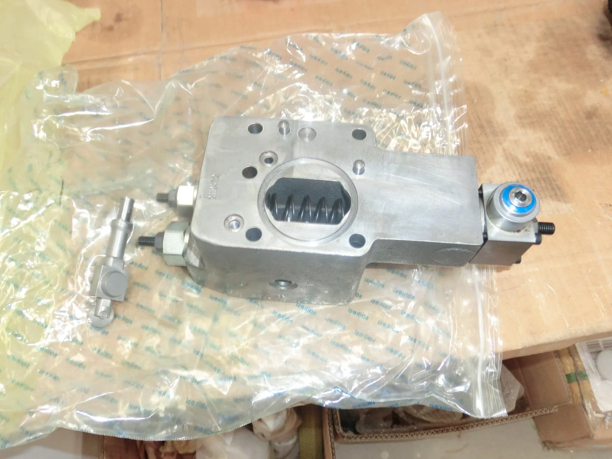 Оригинальный гидравлический насос FRR 090C FL 28 33 код модели NNN3 S1T3ACN NNN NNC NO. 83041431