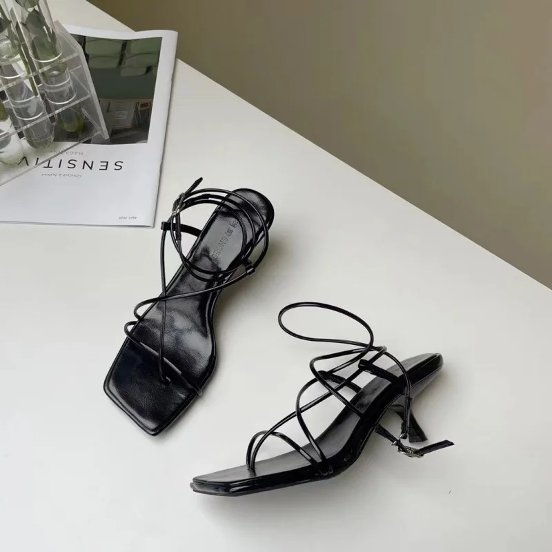 Модная женская обувь 2024 босоножки на высоком каблуке костюм с квадратным носком