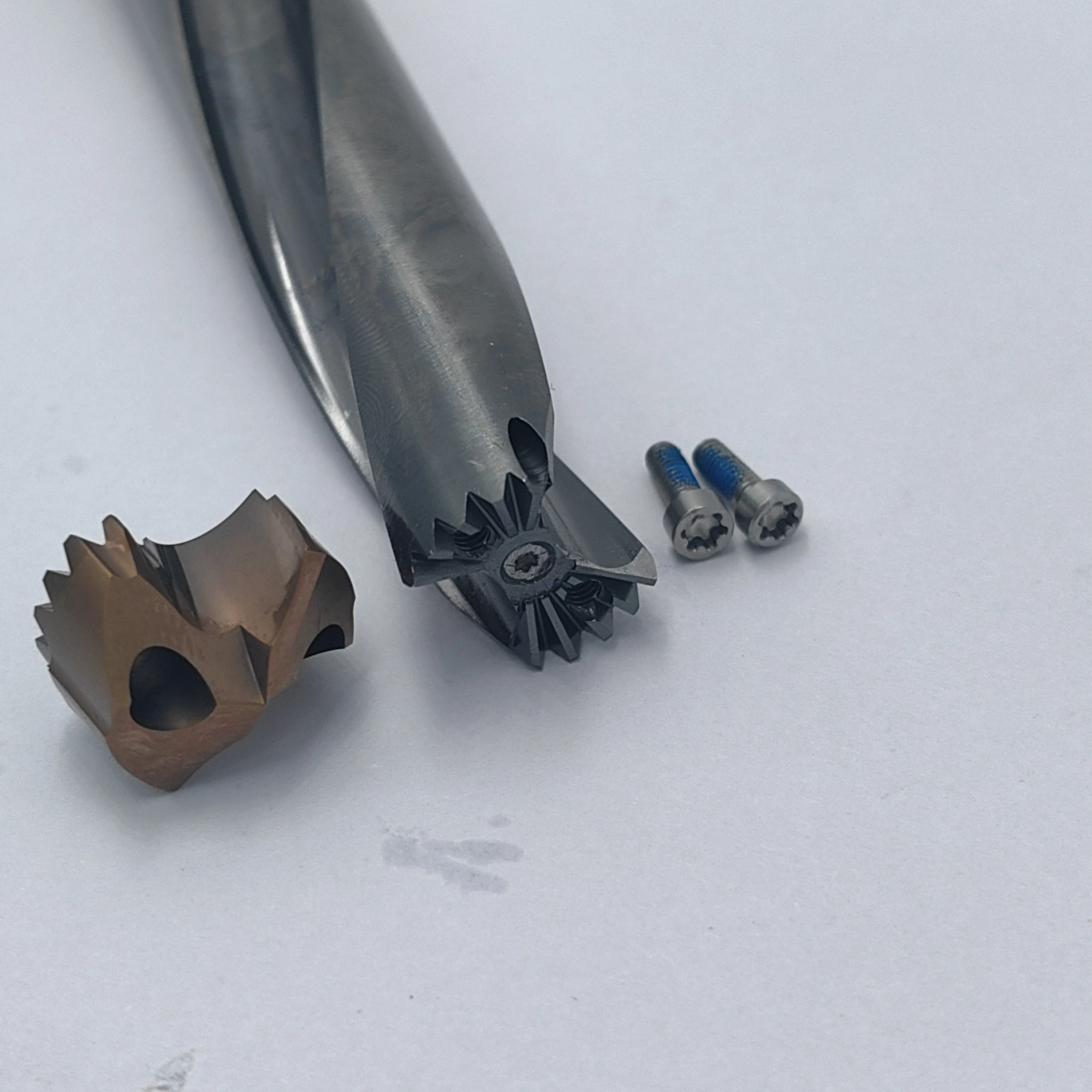 Высокоскоростное сверло DMIX Crown 10-25 8 мм 1 5-5D индексируемое внутреннее охлаждение