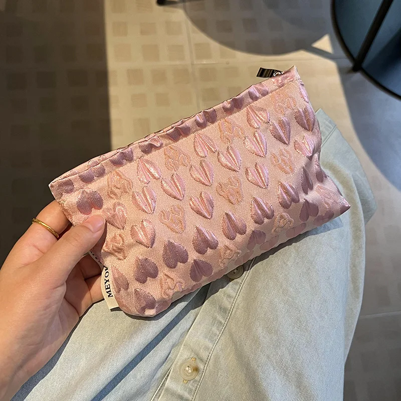 

Clutch Fashion Sweet Three-dimensional Pink Love Cosmetic Bag Canvas Washing Bag Girl Travel Korean Version MakeUp Storage Bags