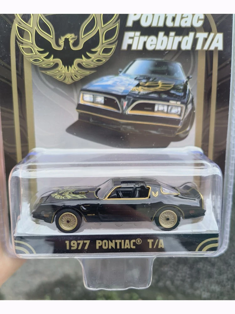 Фото Литый под давлением сплав 1:64 1977 Pontiac T/A Firebird модель автомобиля для взрослых Классическая коллекция статический дисплей подарок для мальчика игрушка новая искусственная кожа №3