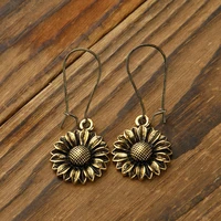 vintage personality metal sunflower ear buckles national creative sunflower daisy earrings female party jewelry