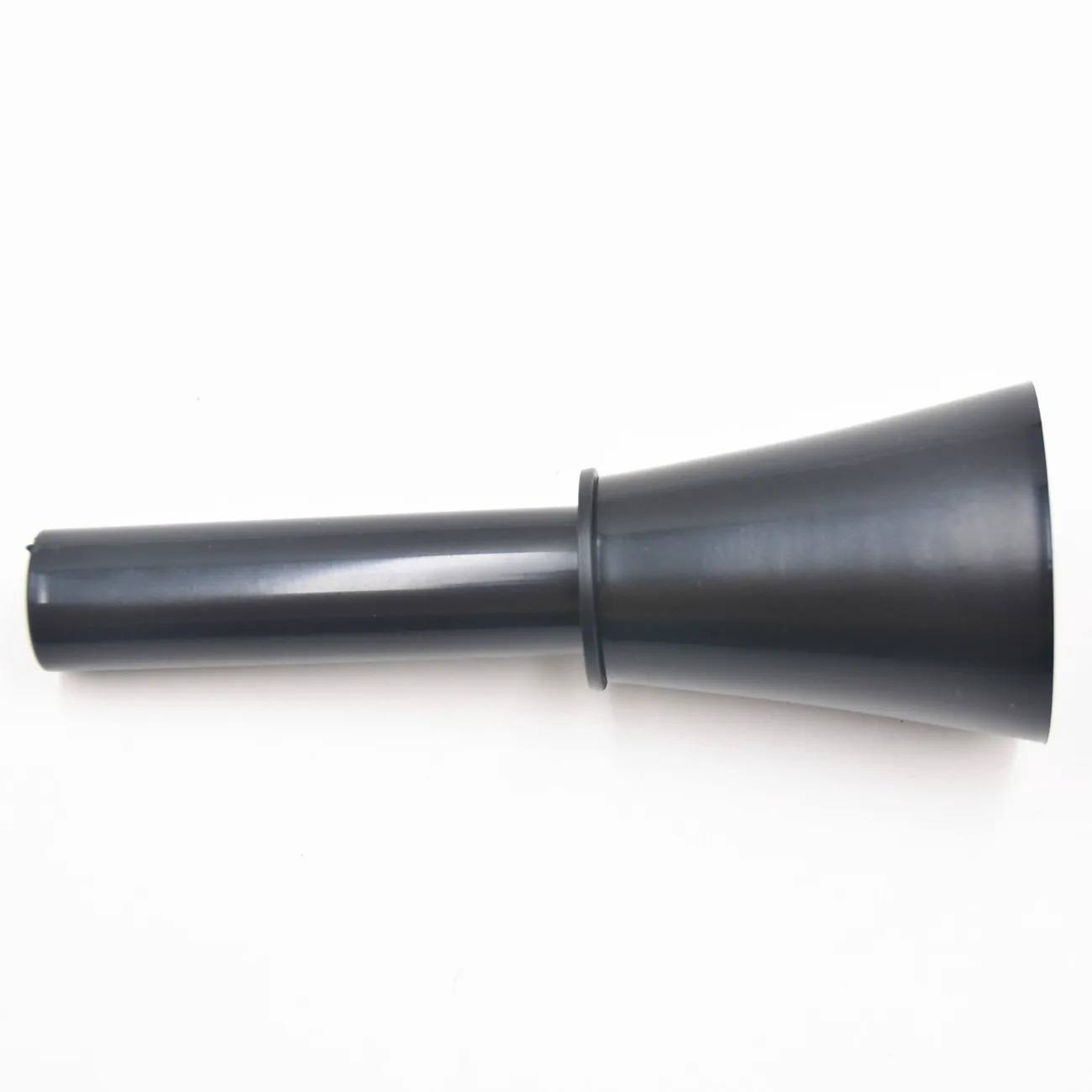 

Автомобильная аварийная воронка для заливки бензина и газа 1681668 Черный для Focus MK2 07-11