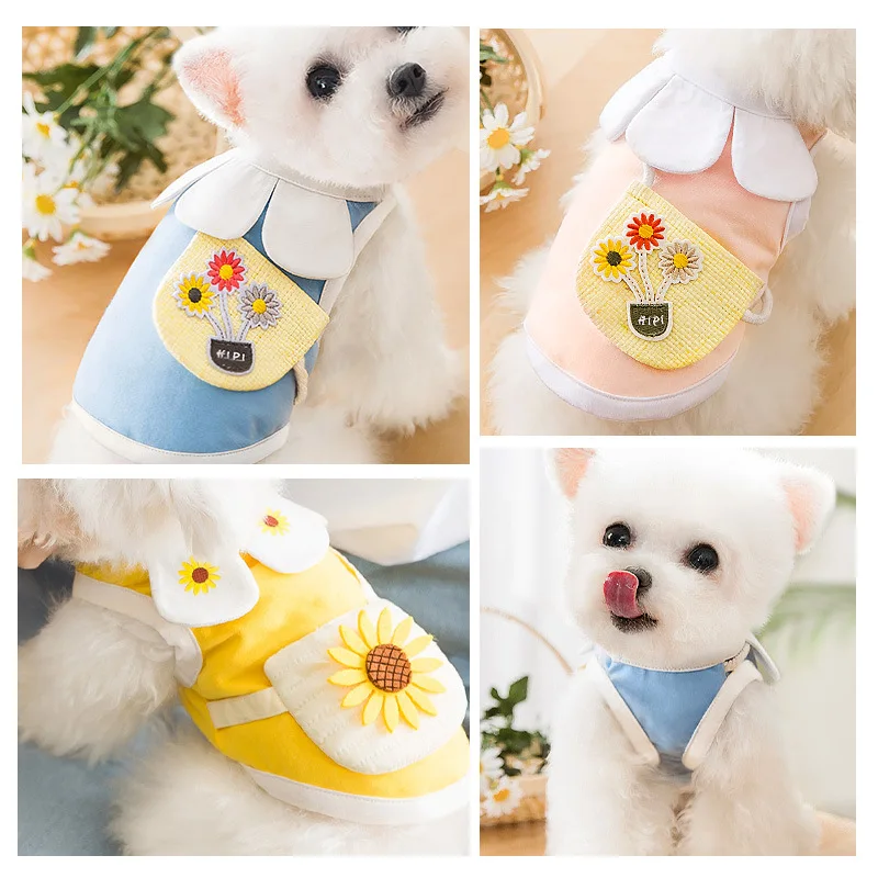 

Spring and summer thin pet vest cats and dogs cute two-legged clothes kittens puppy petal collar T-shirt pet clothing