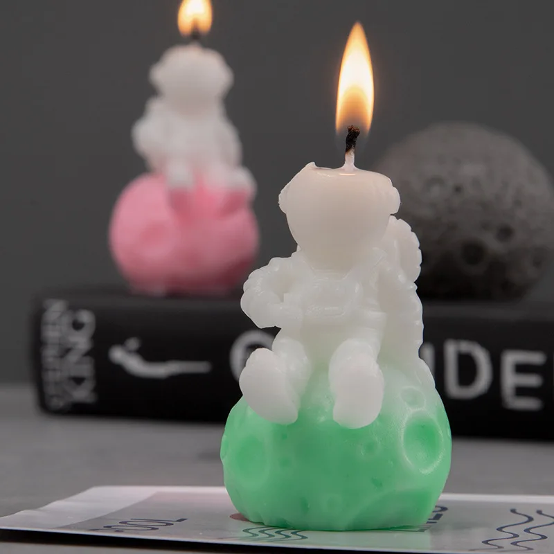 Украшение для стола и аксессуары ароматические свечи в виде астронавта подарок