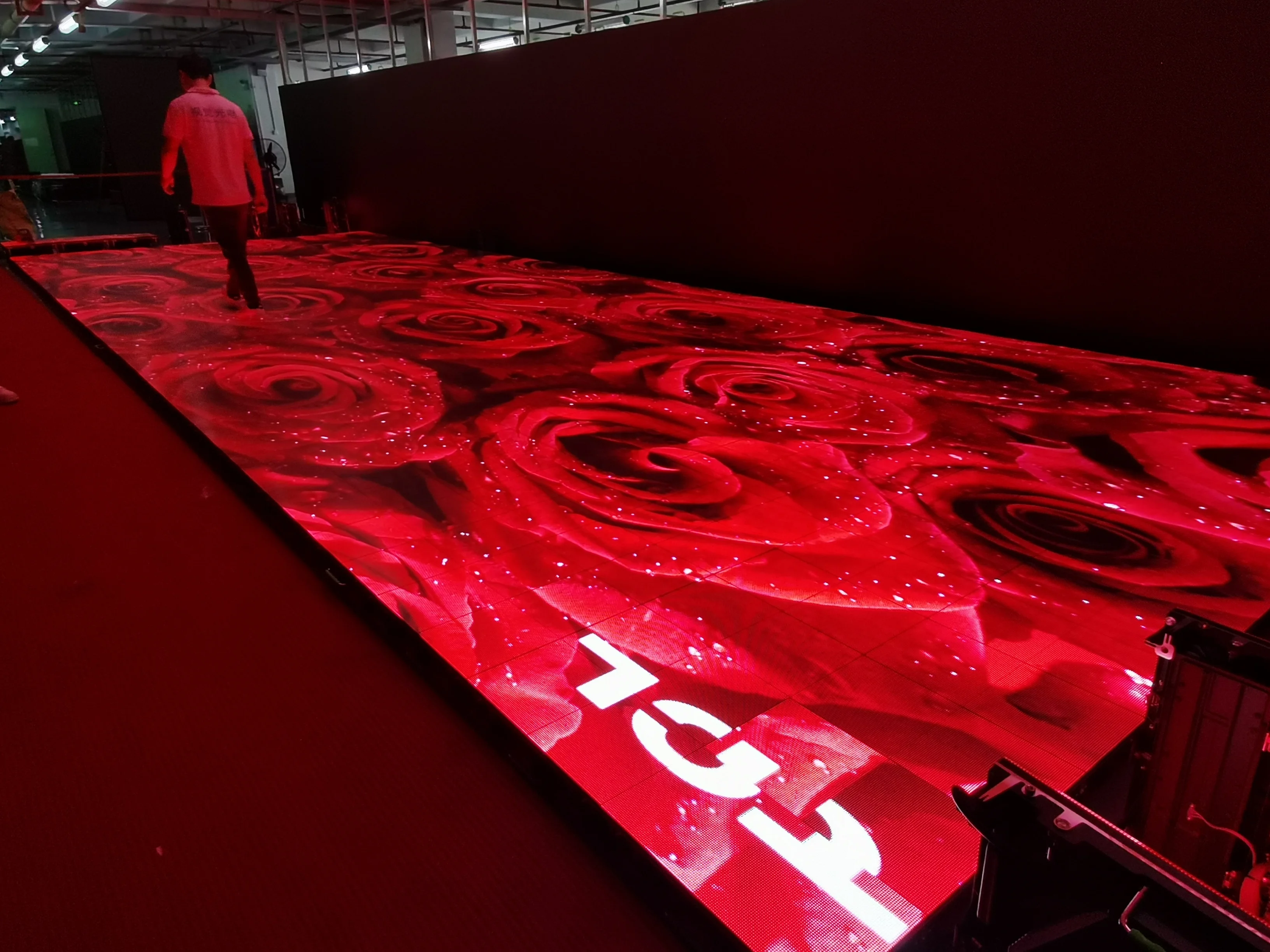 Фото Интерактивная 3D LED-панель для танцпола P6.25, цифровая видеостена для клубов, вечеринок и показов мод №5