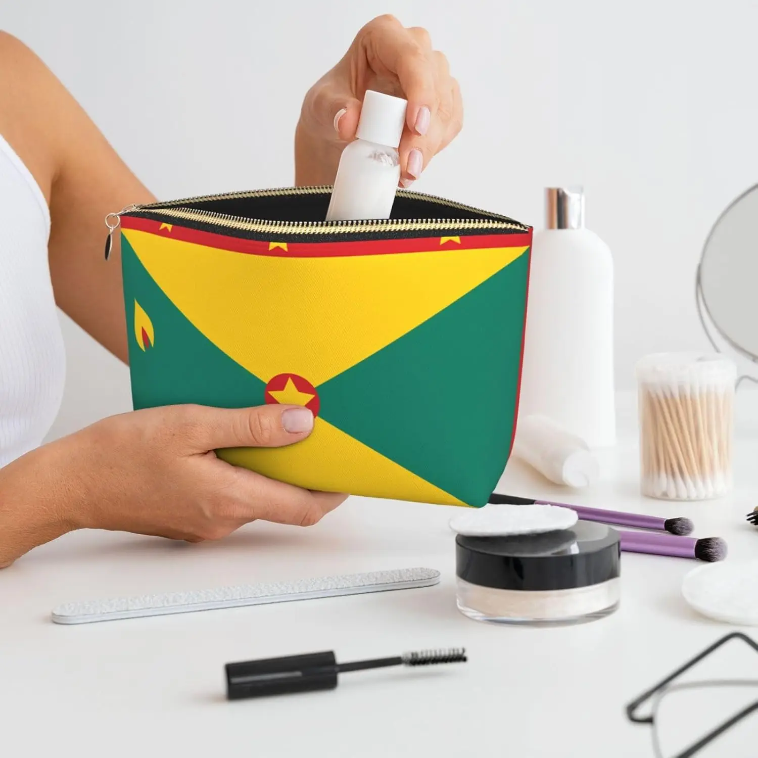 Кожаная дорожная косметичка с флагом Гренады — многоразовый органайзер для
