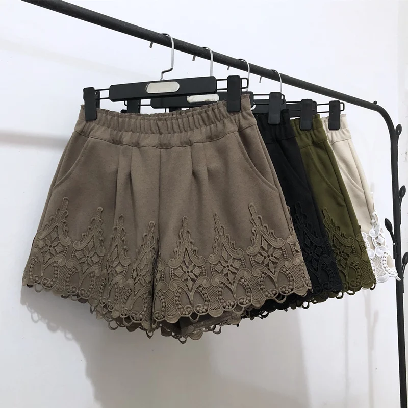 

Sexy Lace Shorts Women 2022 Spring Summer High Waist Shorts Elastic Wide Leg White/Yellow/Black Casual Lady Short Feminino K581