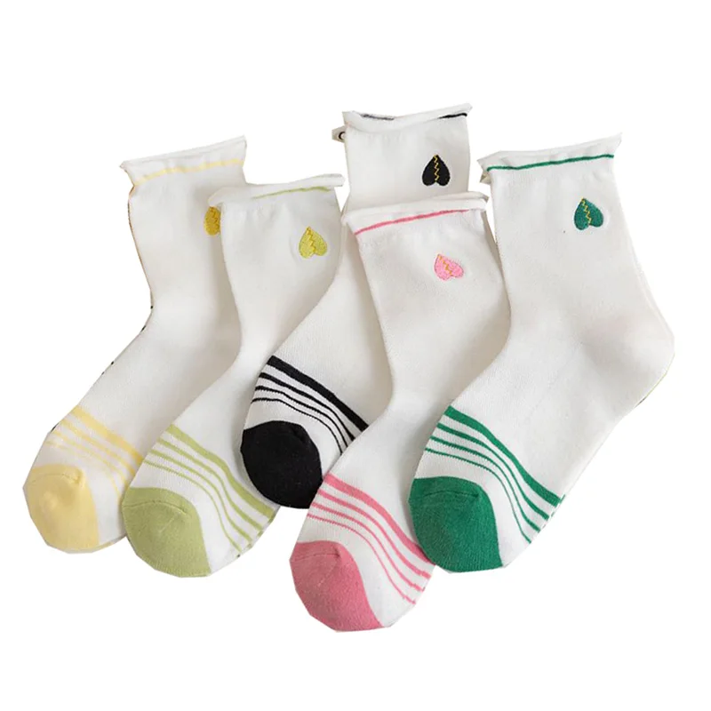 

5 Pair Long Cotton White Socks For Women Breathable Cute Love Heart Crimping Socks Set Designer Casual Sokken Fashion Embroidery