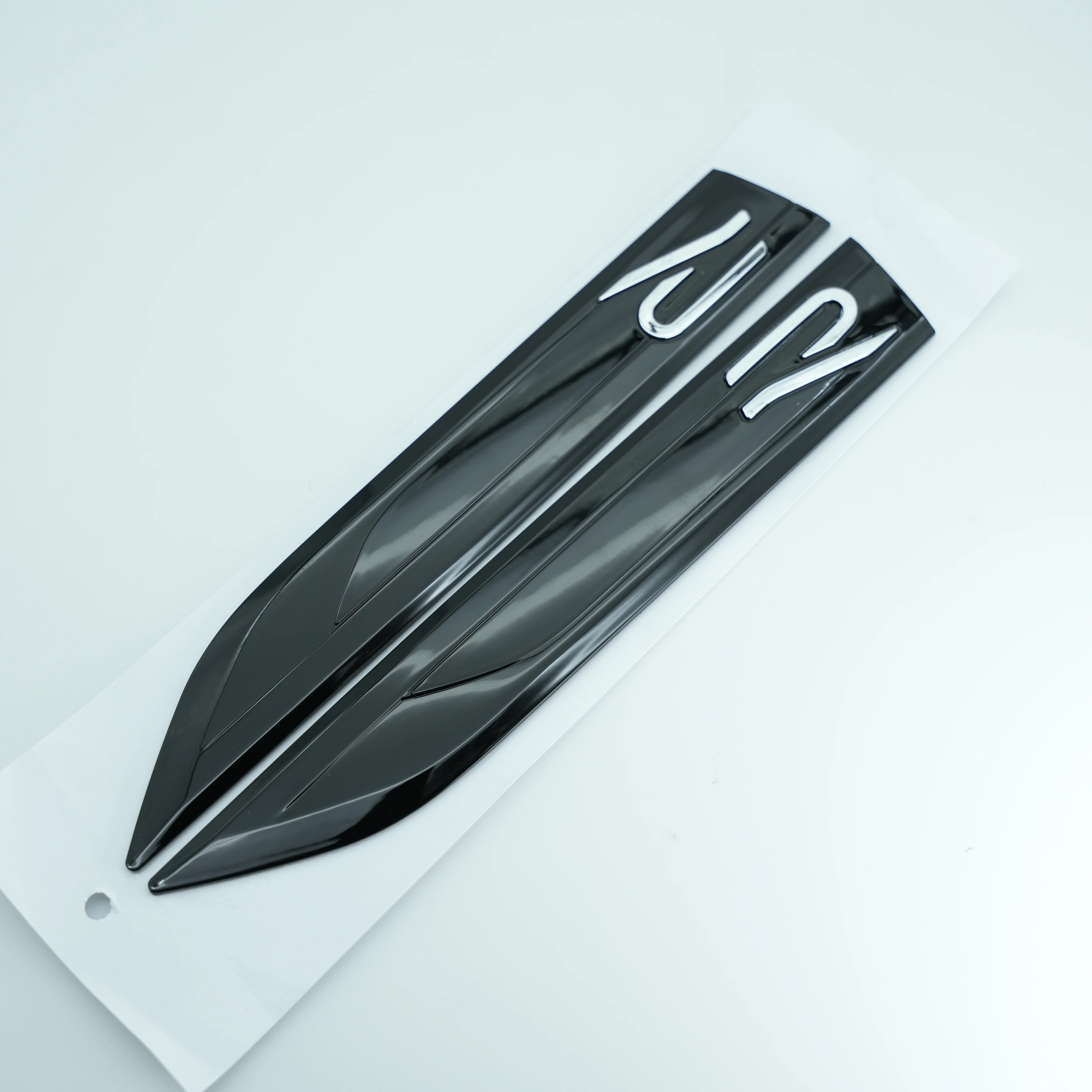 

2 шт., наклейка из АБС-пластика R, боковое лезвие автомобиля, спортивное крыло, эмблема на крыло, аксессуары для Golf Polo Tiguan Rline R-Line 20 см x 2,9 см