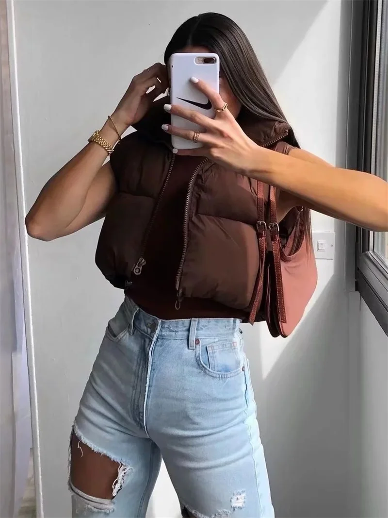 Рисунок 3 - Жилет прямой с воротником-стойкой