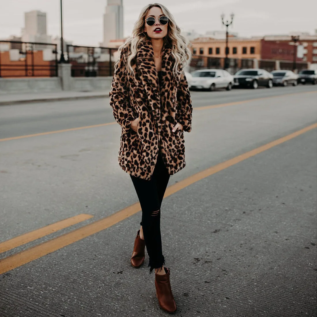 Women's Leather Fur Coat Winter Warm Fashion Leopard Artificial Fur Coat Polo Collar Jacket Women Faux Fur Coat