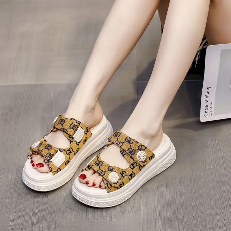 Slope Heel Slippers Women'S Summer Wear 2023 New Fashion Comfort Soft Bottom Sponge Cake Bottom Heightened All-Match Word Women