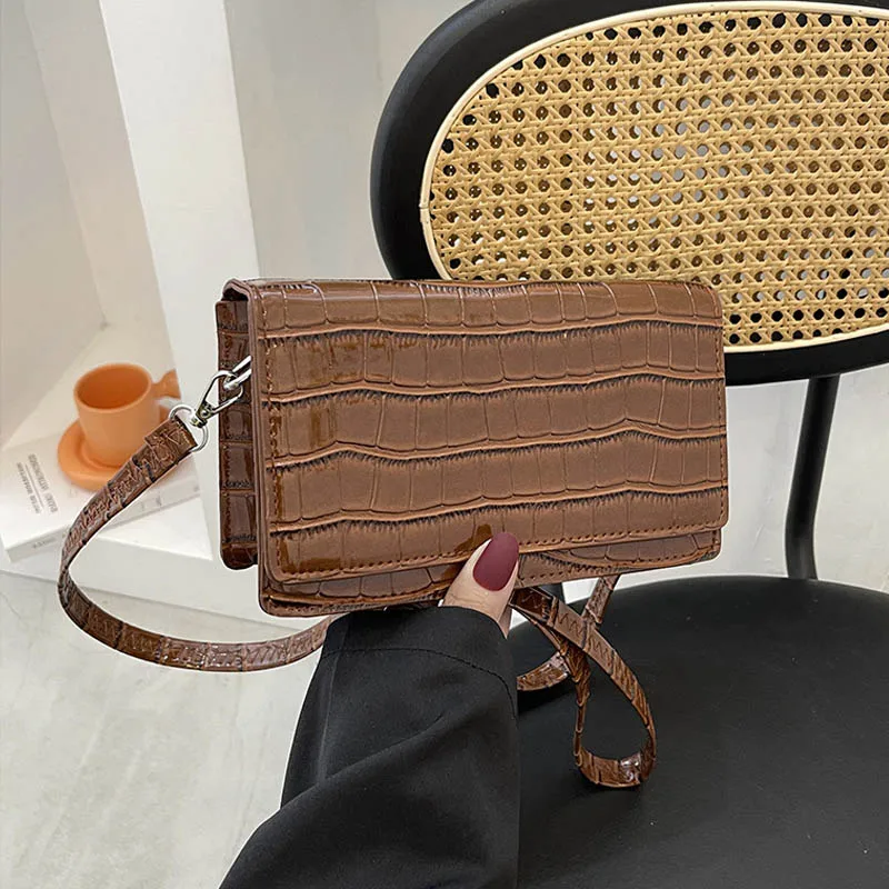 New Trend Fashion Women's Crossbody Bag Vintage Designer Female Flap Small Single-Shoulder Bag Trend Simple Messenger Bag Purse