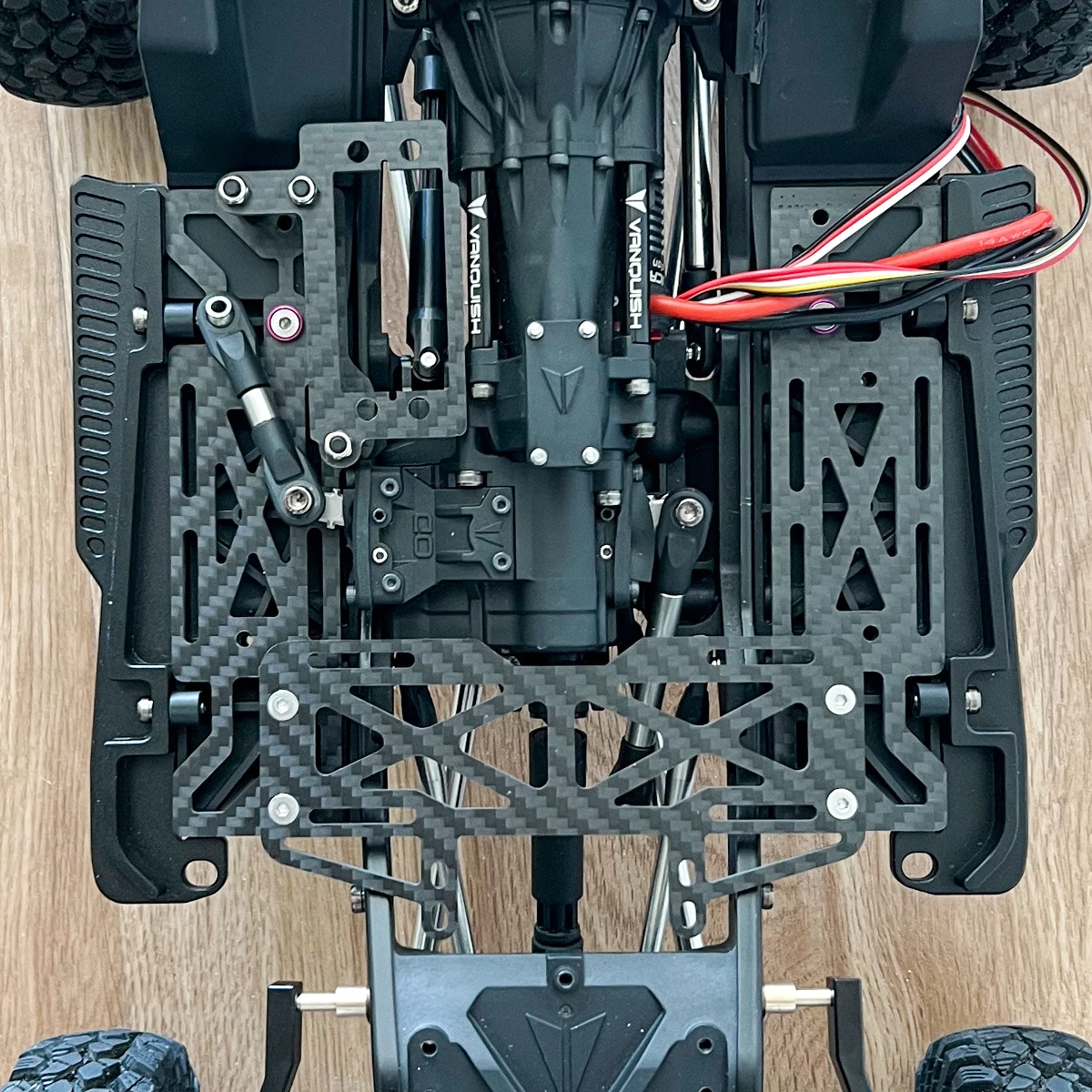 Обработанный держатель батареи из углеродного волокна кронштейн ESC для 1/10 RC Vanquish