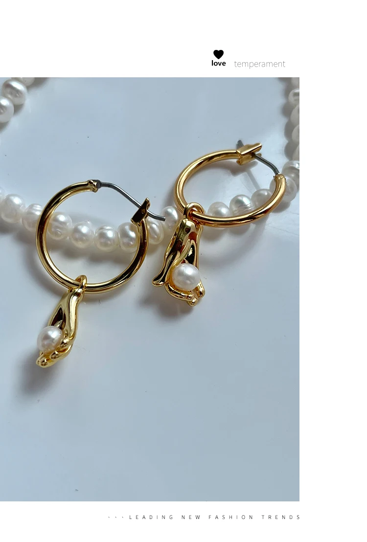 

Уникальные простые позолоченные серьги с подвесками из настоящего золота