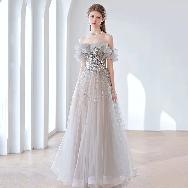 Роскошное серое Серебряное платье знаменитости с открытыми плечами блестящие