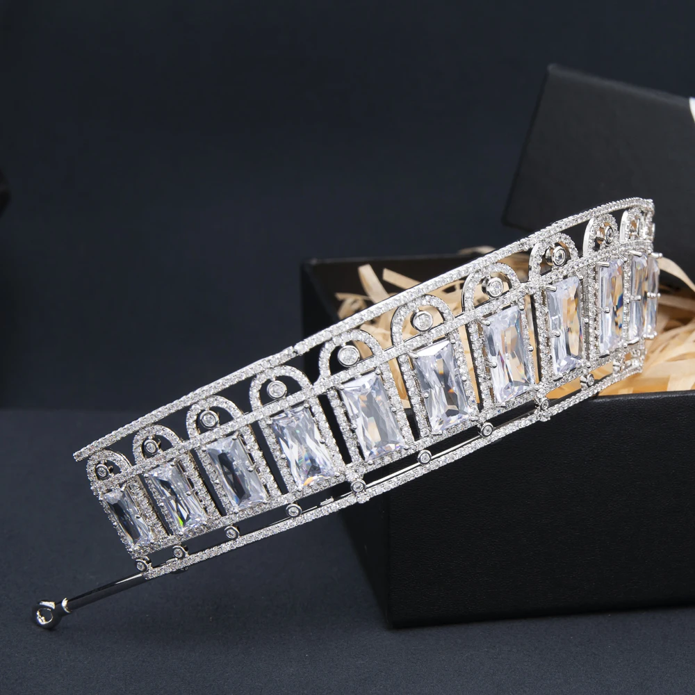 Тиара с фианитами для свадьбы выпускного вечера вечеринки