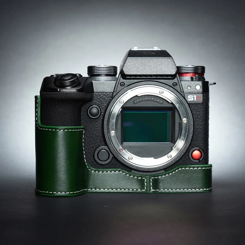 Фото Высококачественный чехол-сумка из натуральной кожи для камеры Panasonic LUMIX S1 RII / S1II №5