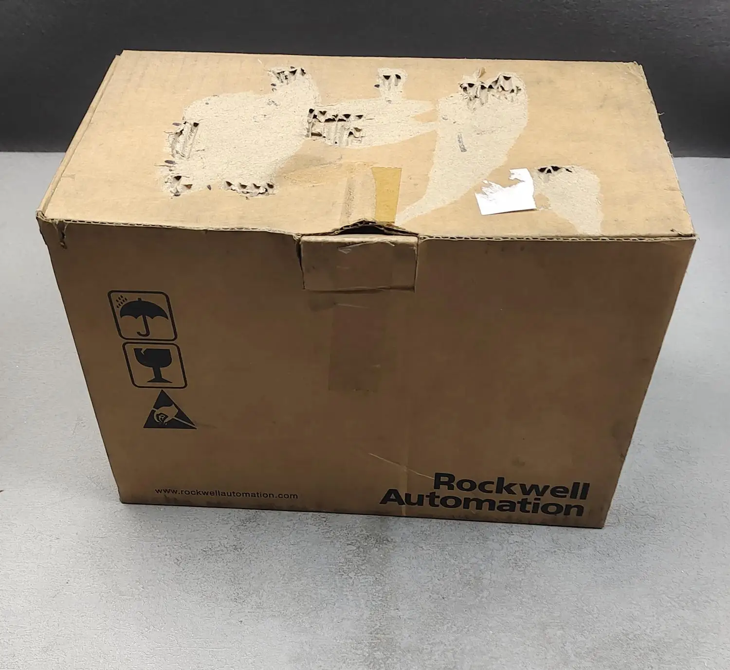 

Новая открытая коробка 22D-D6P0N104 22DD6P0N10 4 Быстрая доставка