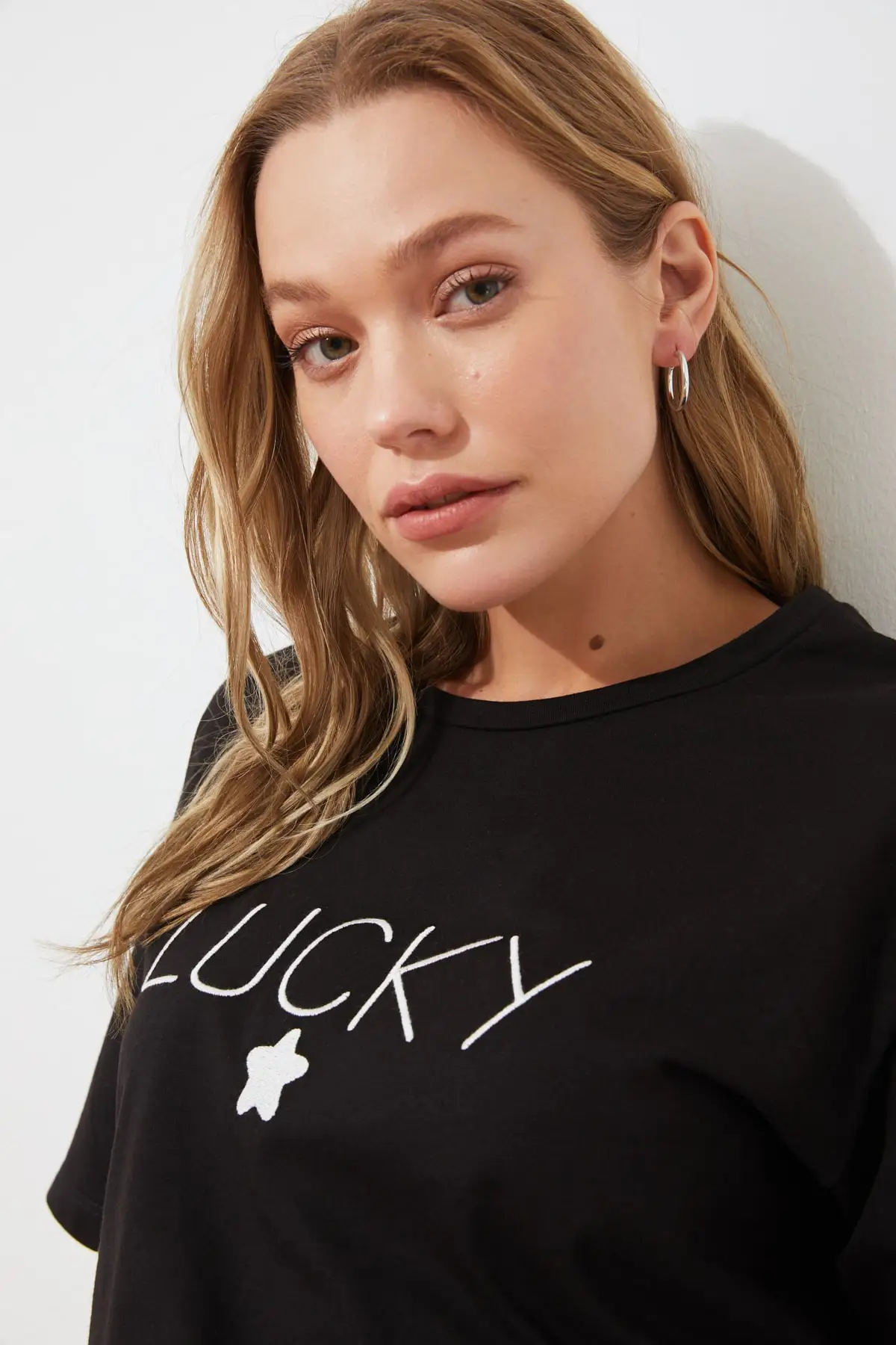 Trendyol желтый Embroideried бойфренд вязаная футболка TWOSS19IS0051|Футболки| |