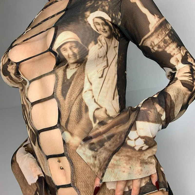 

2022 New Sexy Women Hollow Tops Long Sleeve Photo Pattern Printed Round Neck Long Sleeve Cut Out Chest Shirt for Female