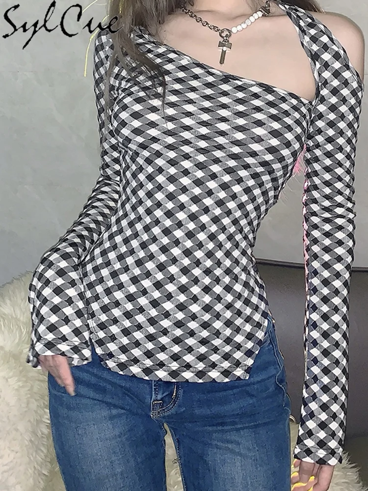 Женская футболка в клетку с длинным рукавом и вырезами на плечах | одежда