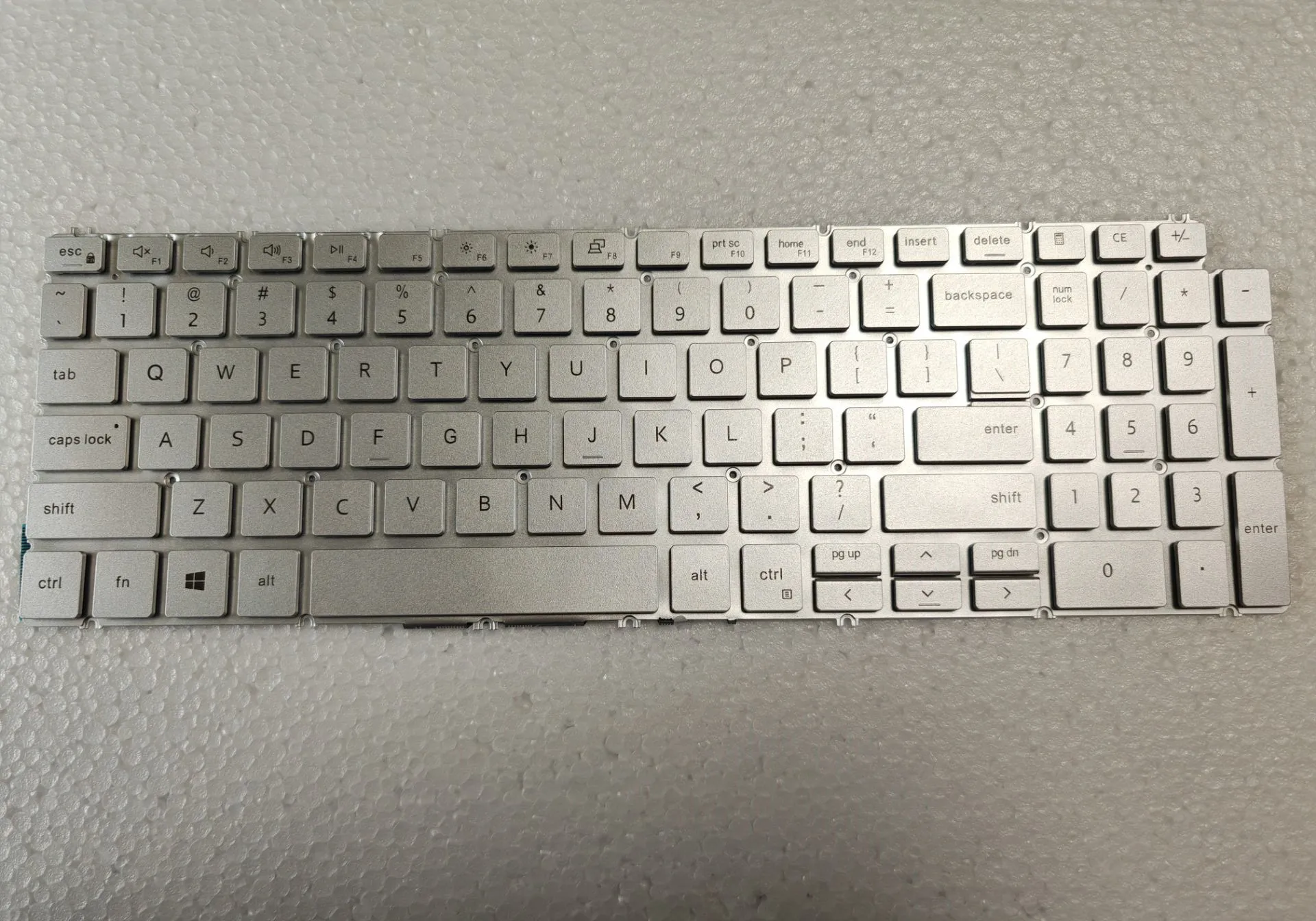 Для Dell Inspiron 5501 5502 5508 5509 5515 5584 5590 5593 5594 5598 7590 7591 P42E P90F английская клавиатура