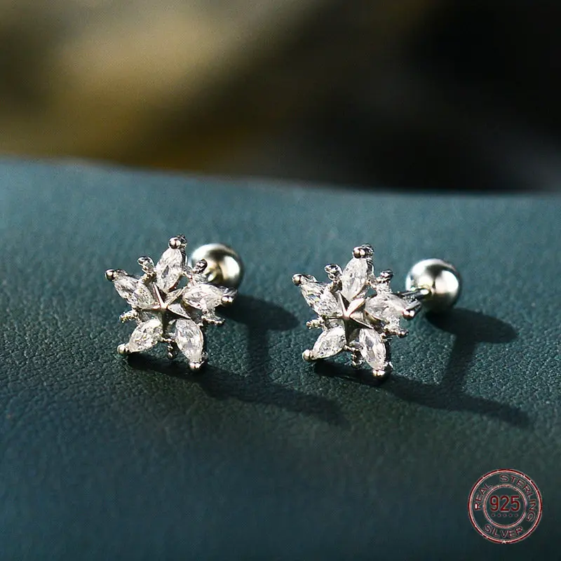 

Женские серьги-гвоздики из серебра 925 пробы, с фианитами