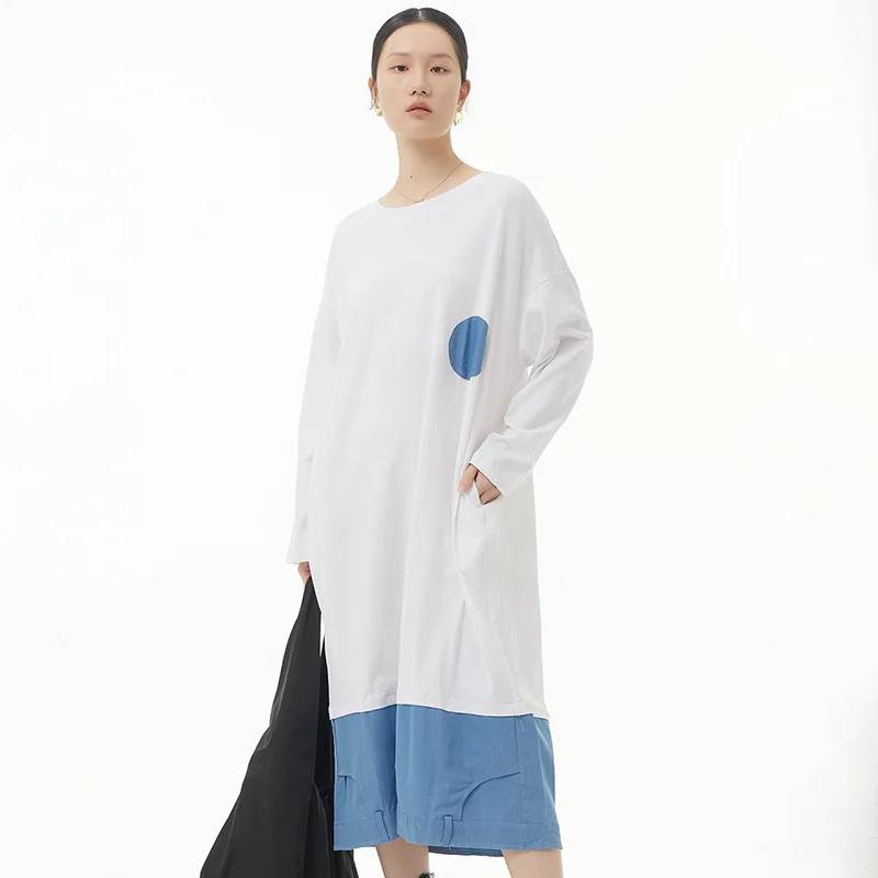 Женское джинсовое платье с вышивкой свободное приталенное большого размера