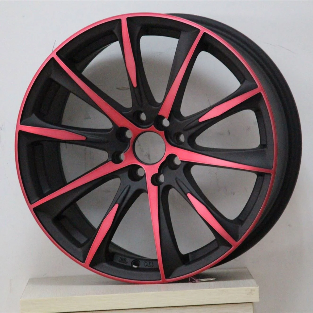 

15 17 18 Inch 4/5/8/10*100/105/108/110/112/114.3 Car Rim Wheels Red Black Passenger Car Wheels