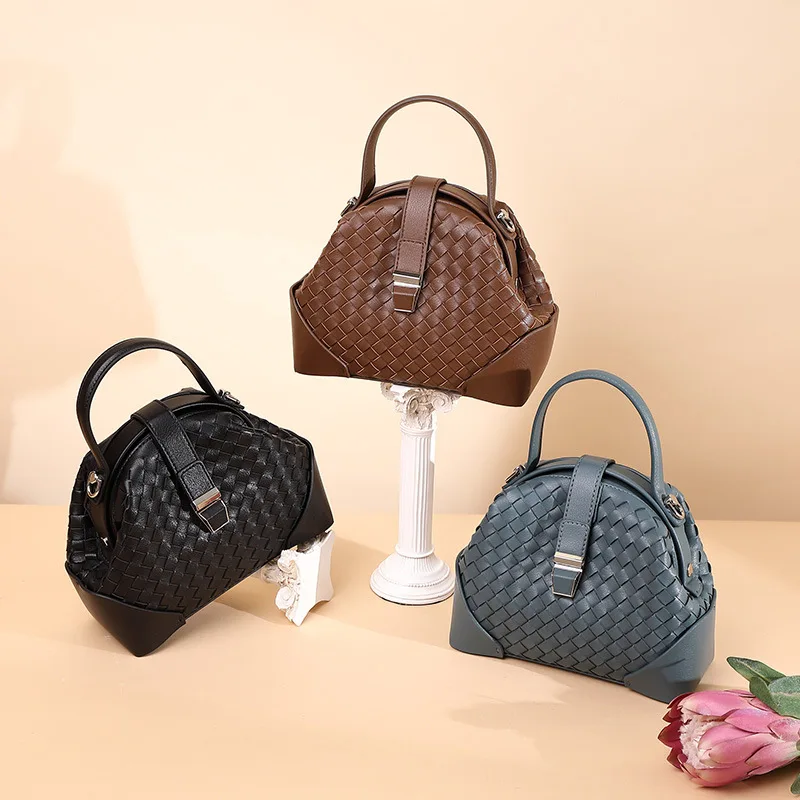 

New women's handmade cowhide woven one shoulder messenger women's bag cowhide niche design vegetable basket all-match handbag