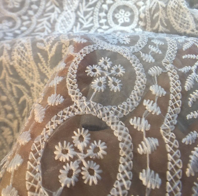 Женская джинсовая куртка с вышивкой Повседневная Свободная из джинсовой ткани