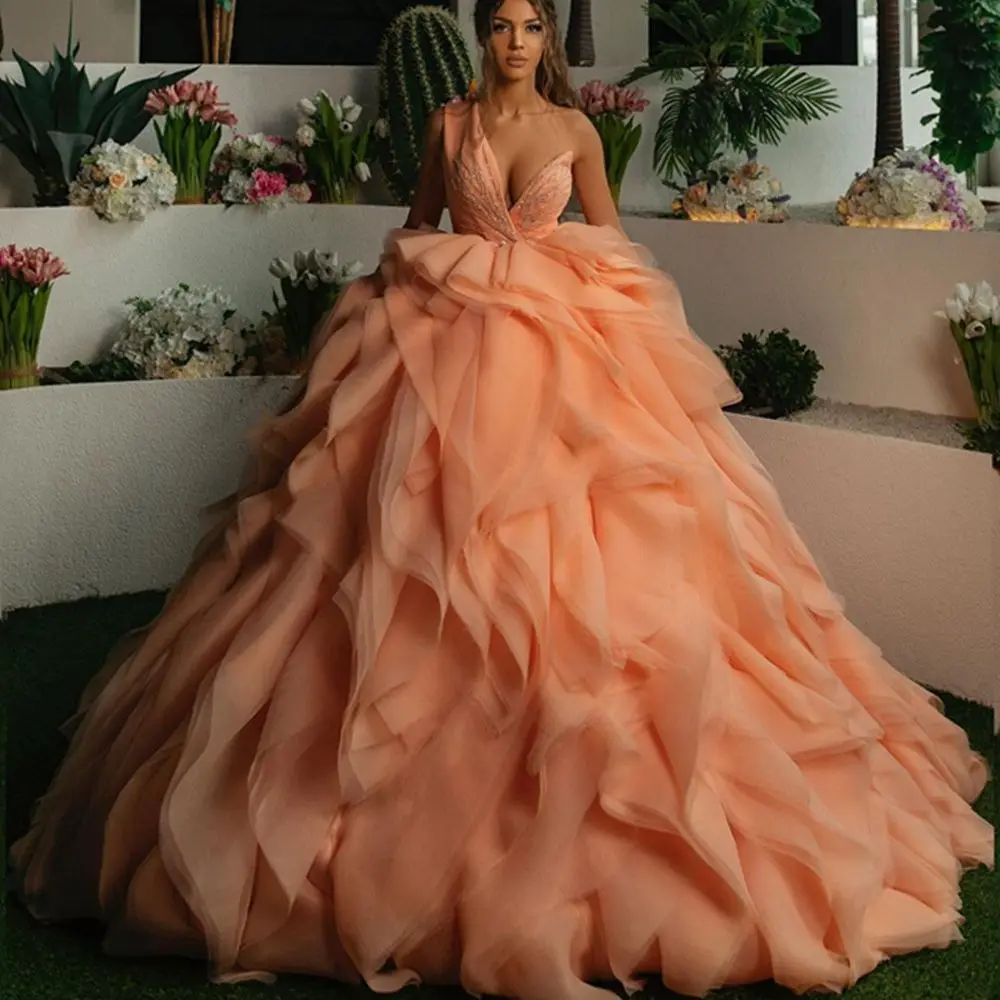 

2022 Princess Quinceanera Dresses Strapless Sweetheart Beading Elegant Ruffles Chiffon Tulle Occasion Ball Gown Robe De Soirée