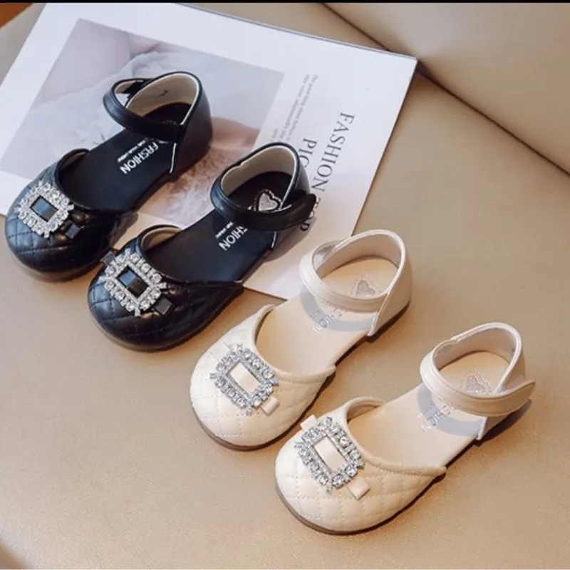 Girls' Summer Baotou Sandals 2023 New Fashion Rhinestone Princess Shoes Preschool Soft Sole Leather Shoes