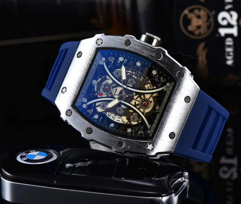 

Men's High Quality RM Diamond Quartz Watch Hollow Glass Back Stainless Steel Case Watch Black Rubber