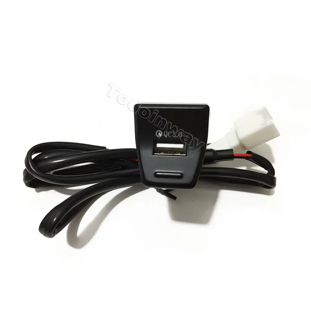 

QC3.0 Quick Charge Car Charger Adapter Blue Light USB Fast Charging Socket For Toyota RAV4 rav4 5th XA50 2019-2021 accessories