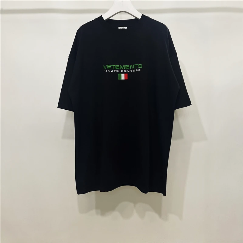 

2022 Latest Vetements T Shirt Men Women Best Quality Streetwear T-shirt Embroidery Flag Logo Summer Loose VTM Top Tee