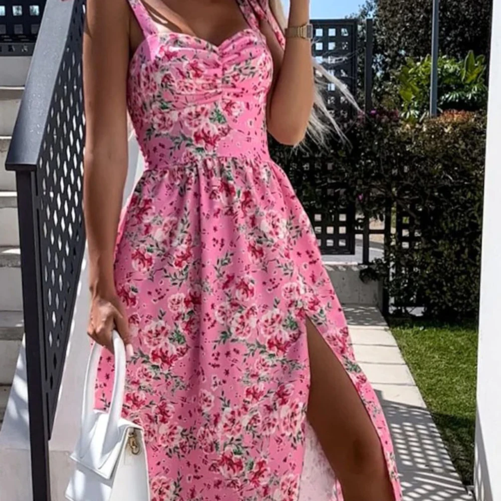 

Retro Floral Print Sling Party Dress Women Elegant Bow Lace-up Waist Slim Bohe Dress Sexy Slash Neck Slit Sleeveless Midi Dress