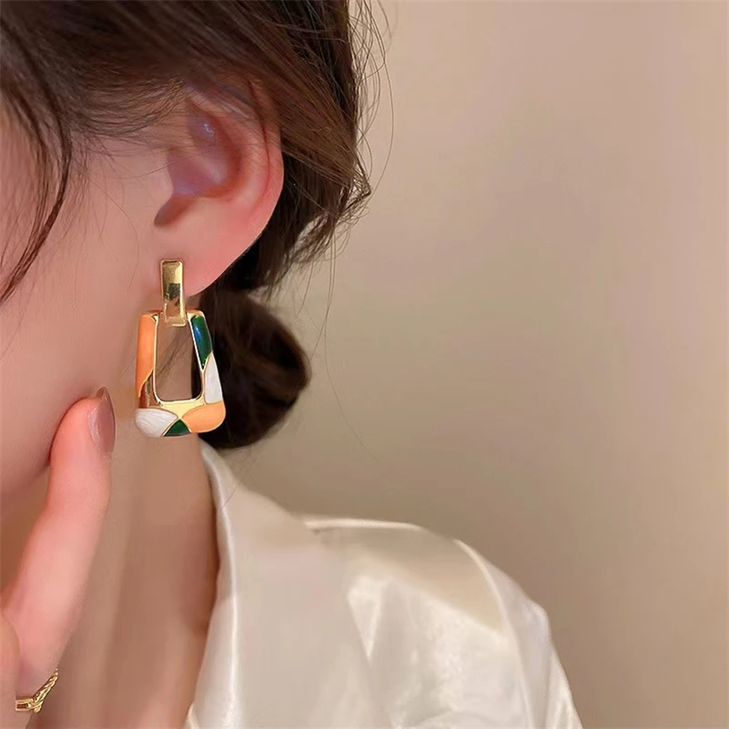 

Vintage Geometric Earrings for Women Statement Trapezoid Earring Exaggerated Dripping Oil Colorful Earing Fashion Jewelry New In