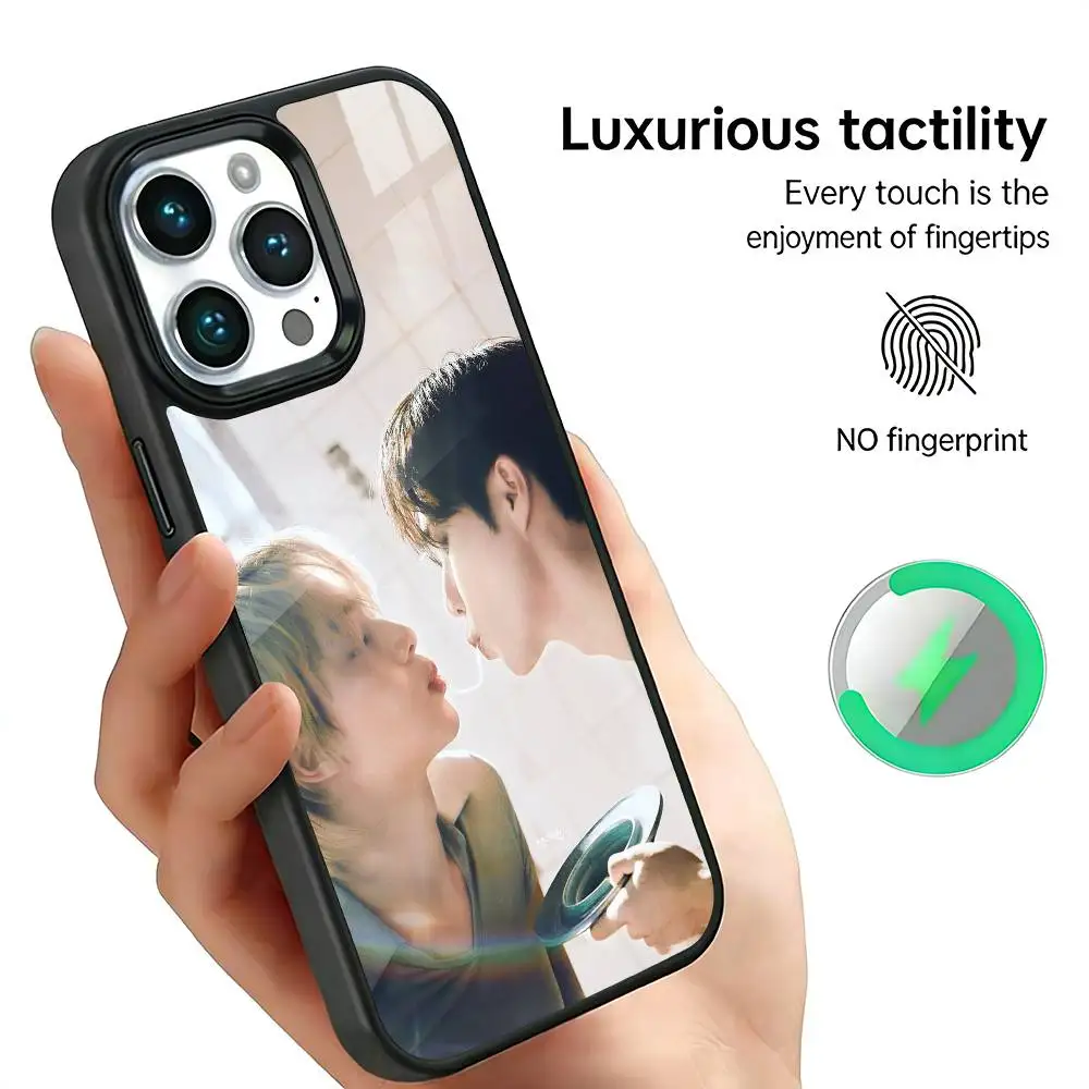 Фото Чехол для телефона ZeeNuNew Zee Pruk NuNew cutie pie для iPhone 17, 16, 15, 14, 13, 12, 11 Plus, Pro Max с поддержкой беспроводной зарядки Magsafe. №5